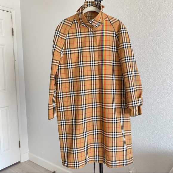 Burberry Check Trench Coat - Picture 10 of 16